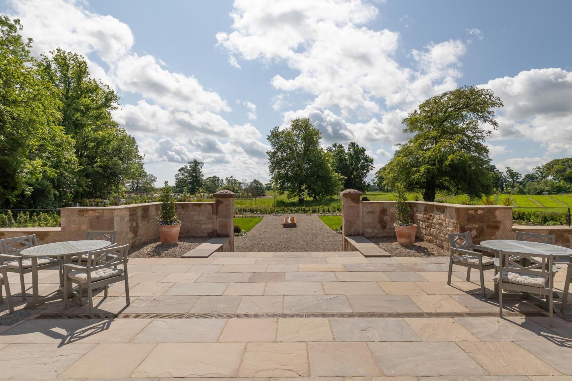 The Tempus At Charlton Hall Estate Alnwick Extérieur photo